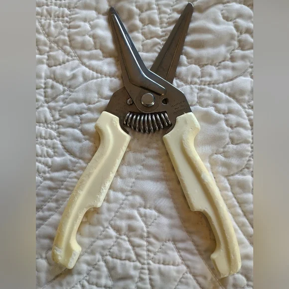 Vintage Pampered Chef Kitchen Stainless Steel Scissors/Snips #1075 - Picture 1 of 4